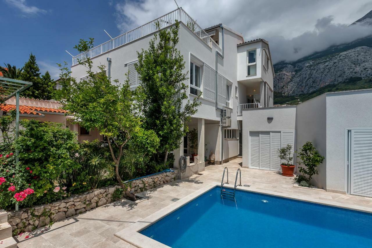 Mediteraneo Apartman *